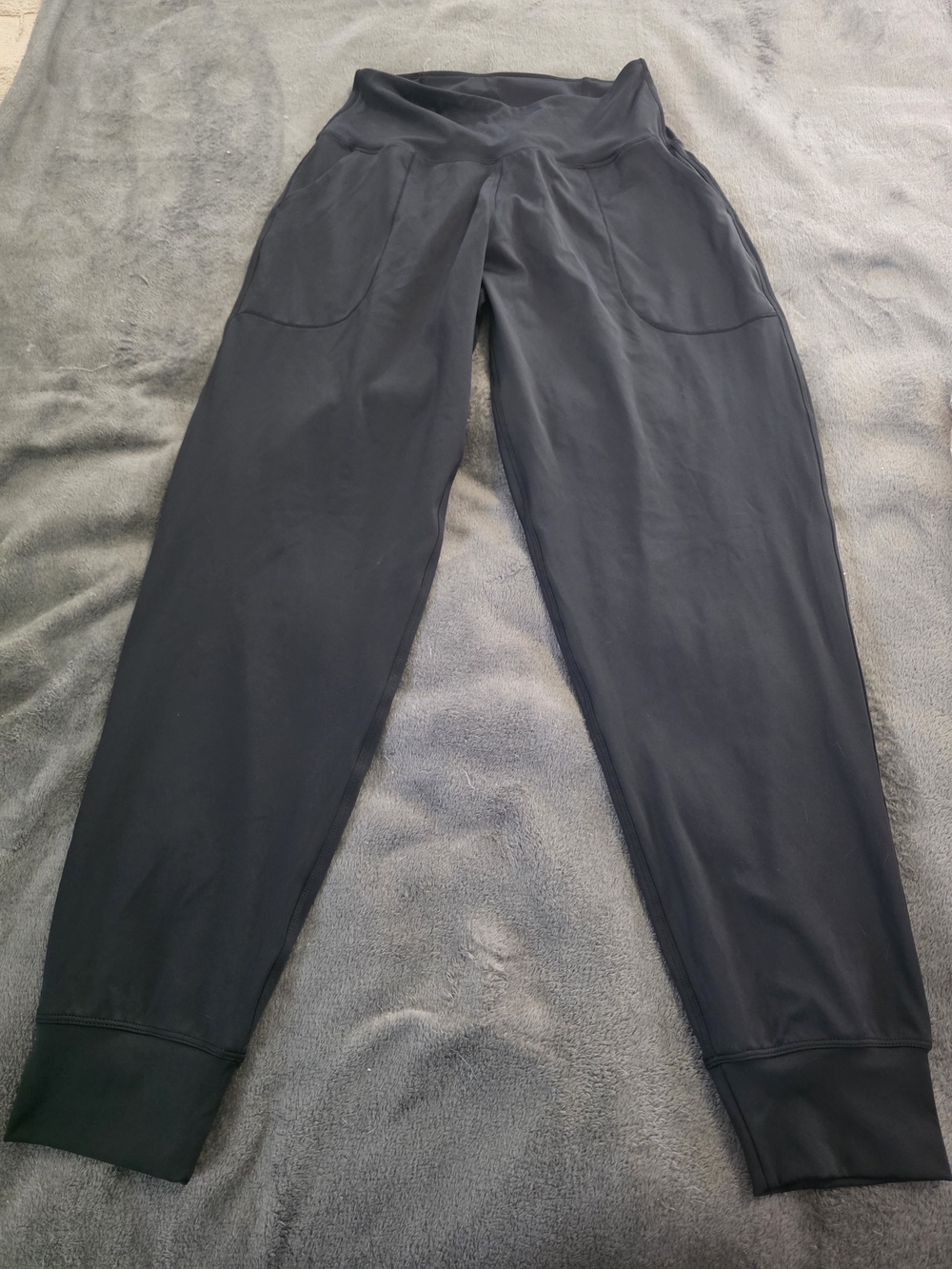Women's Black High-Waist Jogger Pants with Side Pockets